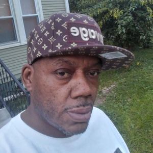 Meet your Posher, Charles